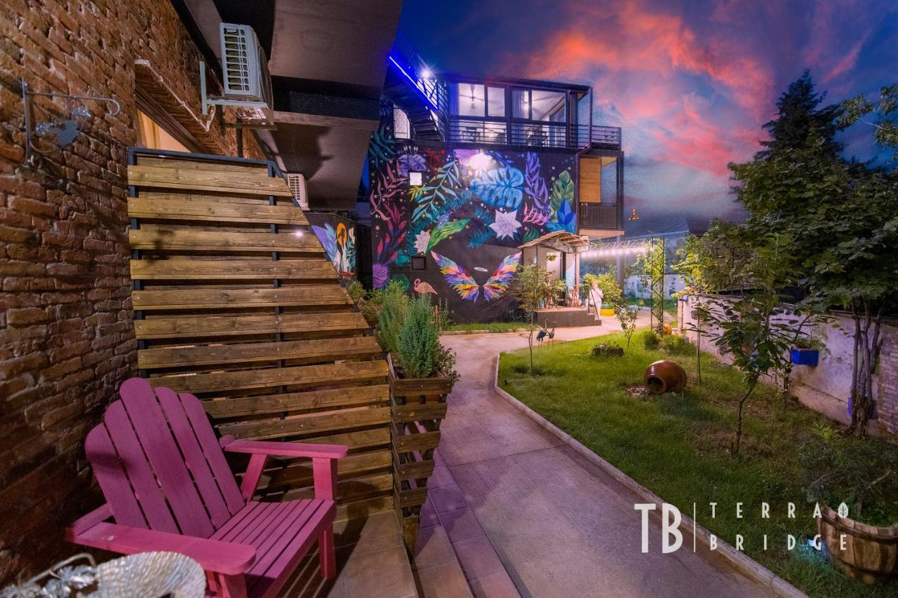 Terra Bridge Hotel Tbilisi Exterior photo